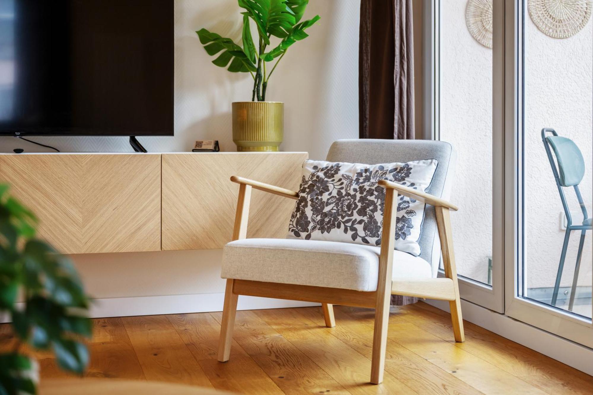 Edler Wohnraum Schwanenteich-Oase Mit Balkon, Kaffeevollautomat, Lift & Parkplatz Daire Zwickau Dış mekan fotoğraf
