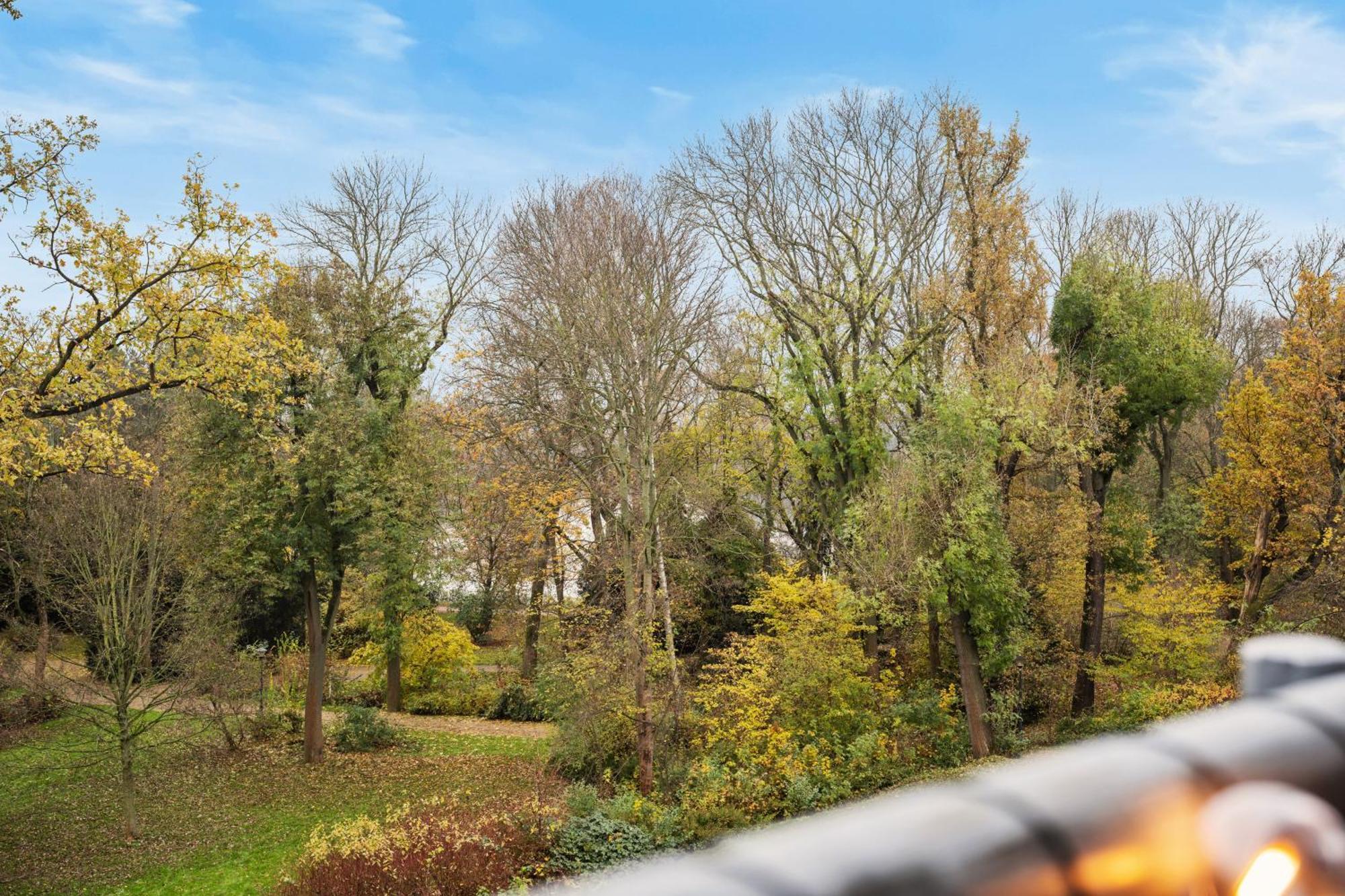 Edler Wohnraum Schwanenteich-Oase Mit Balkon, Kaffeevollautomat, Lift & Parkplatz Daire Zwickau Dış mekan fotoğraf