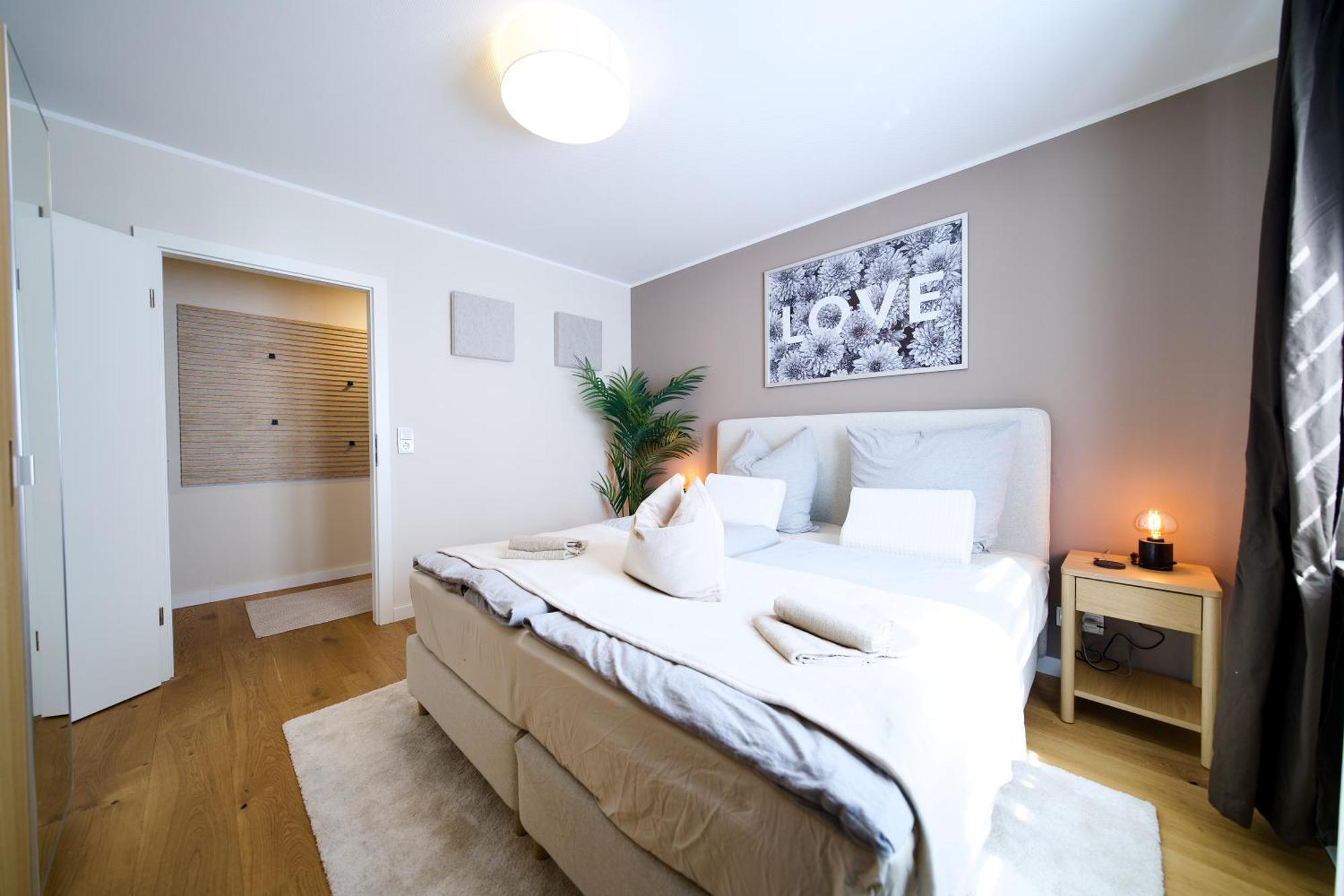Edler Wohnraum Schwanenteich-Oase Mit Balkon, Kaffeevollautomat, Lift & Parkplatz Daire Zwickau Dış mekan fotoğraf