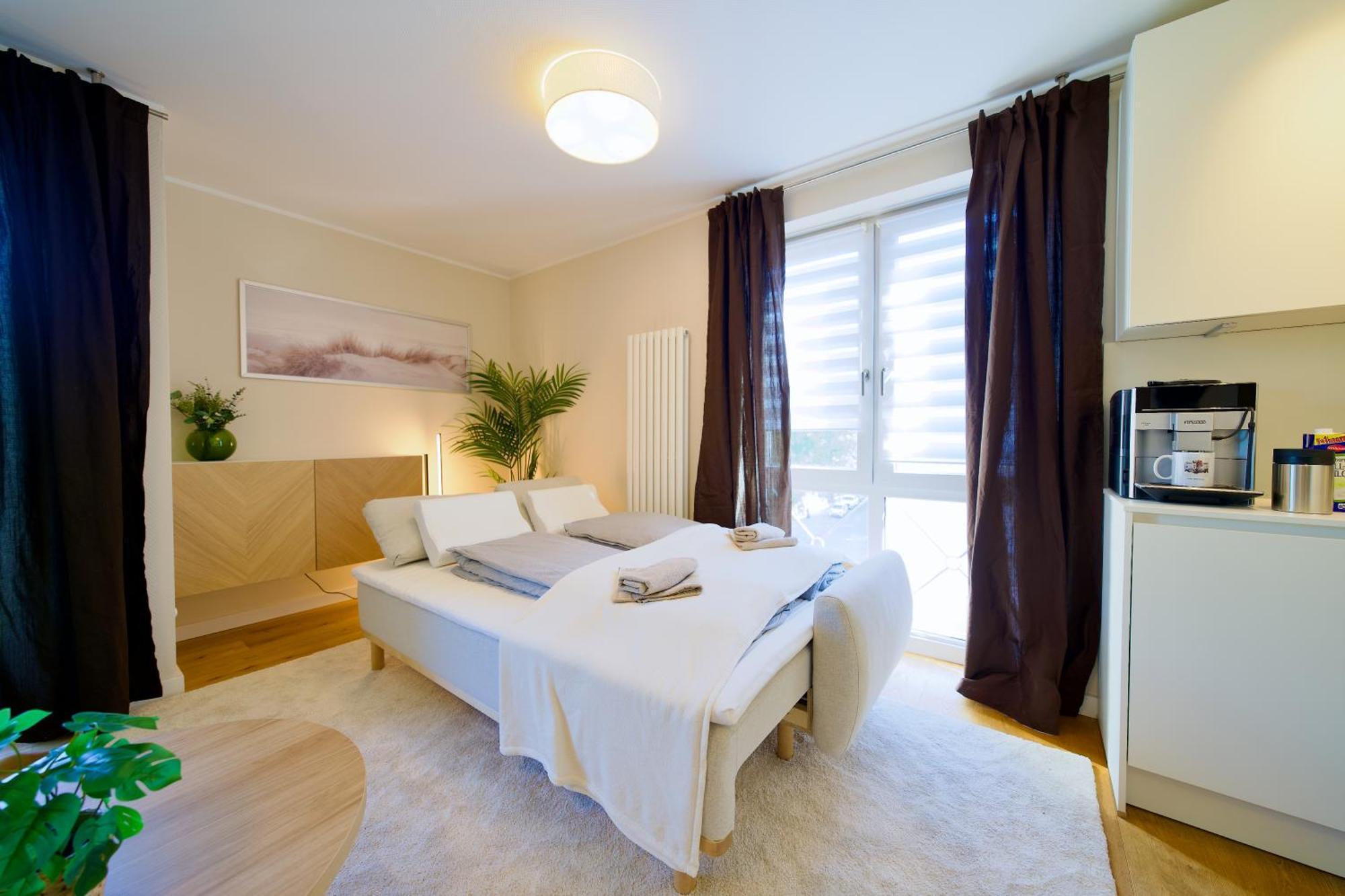 Edler Wohnraum Schwanenteich-Oase Mit Balkon, Kaffeevollautomat, Lift & Parkplatz Daire Zwickau Dış mekan fotoğraf
