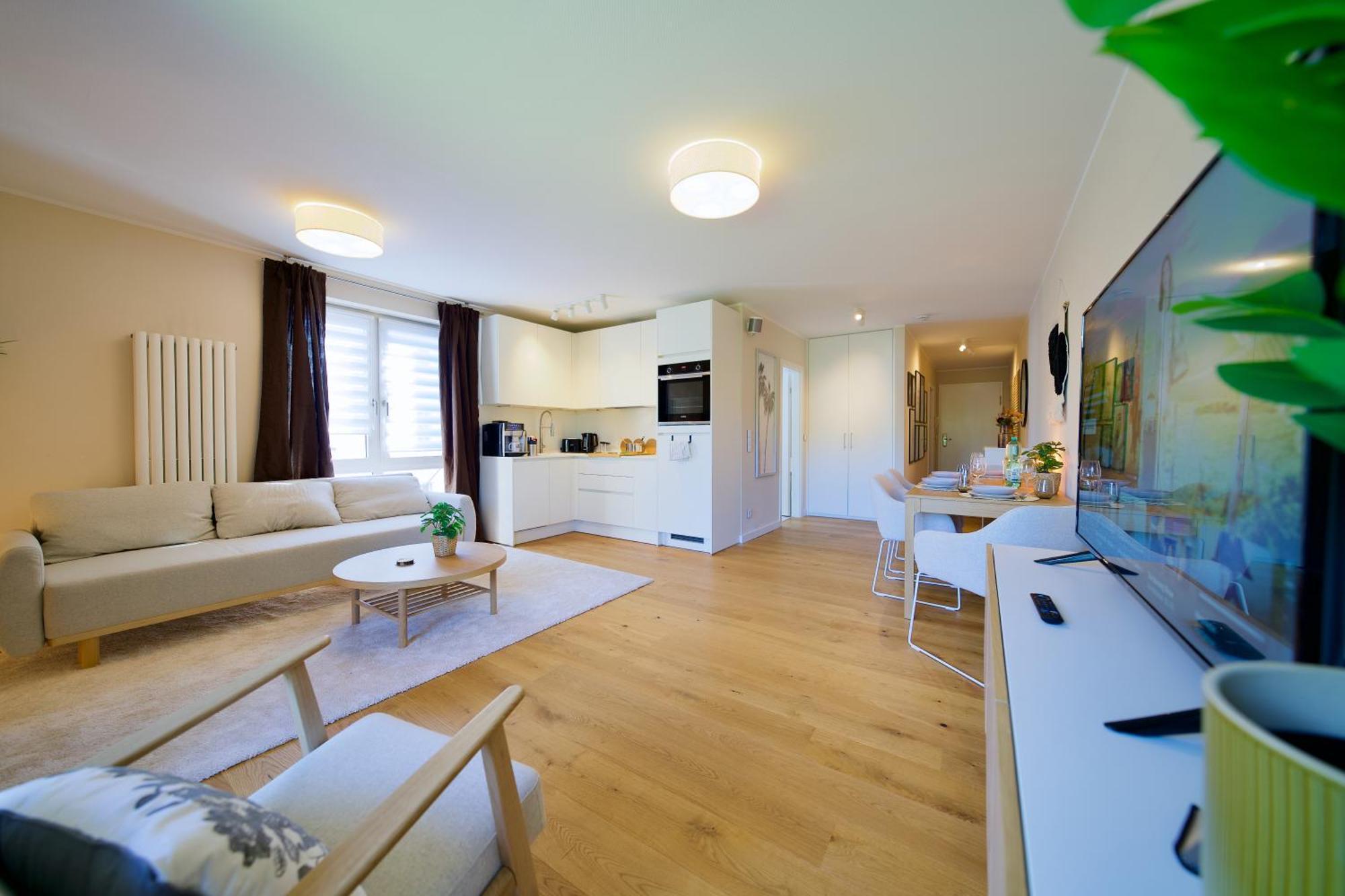 Edler Wohnraum Schwanenteich-Oase Mit Balkon, Kaffeevollautomat, Lift & Parkplatz Daire Zwickau Dış mekan fotoğraf